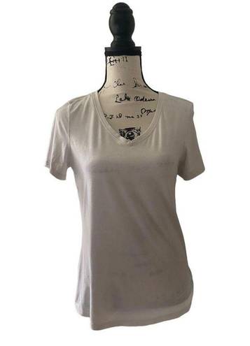 Athletic Works SZ M white v-neck t-shirt