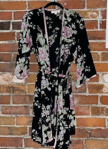 Oscar de la Renta VTG  Pink Label Black Large Format Floral Robe size S