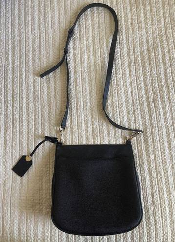 Kate Spade  New York black pebble leather medium size crossbody bag purse