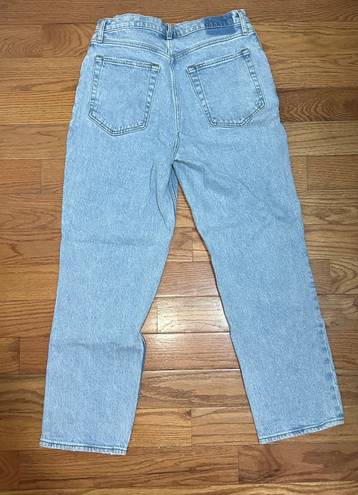 Abercrombie & Fitch 90’s Straight Ultra High Rise Jeans 