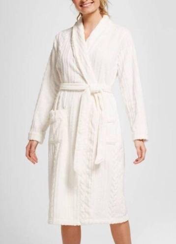 Gilligan and O’malley  sleepwear cozy long sleeve robe 2 pockets belt NEW size M / L