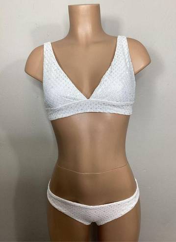 PilyQ New.  white bikini set. S-bottom/D-cup top. Retails $149