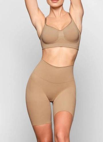 SKIMS  Butt Enhancing Short Shapewear in Ochre Size Small