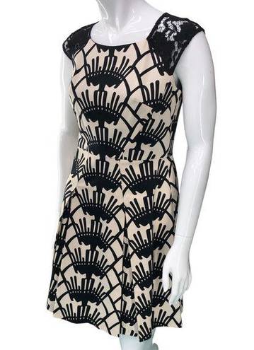 Donna Morgan  Womens Size 2 Dress Fit and Flare Art Deco Style Sheer Cap Sleeves