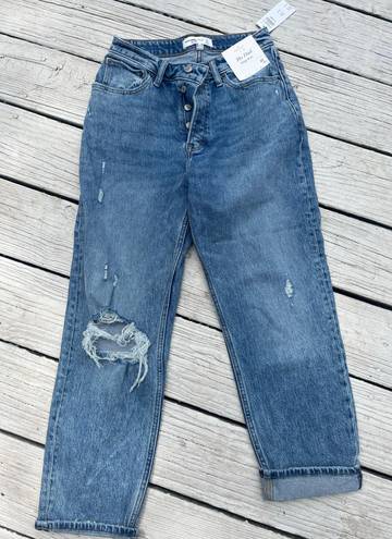 Abercrombie & Fitch Curve Love Dad Jean Extra Short