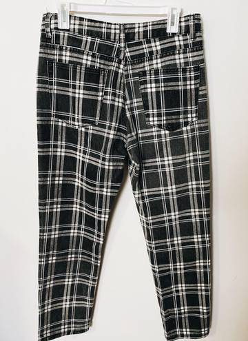 Pretty Little Thing plaid jeans