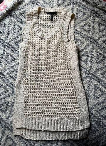 BCBG MAXAZRIA‎ cream open knit sweater vest XXS