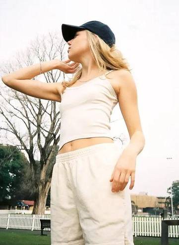 Brandy Melville Rosa Sweatshorts