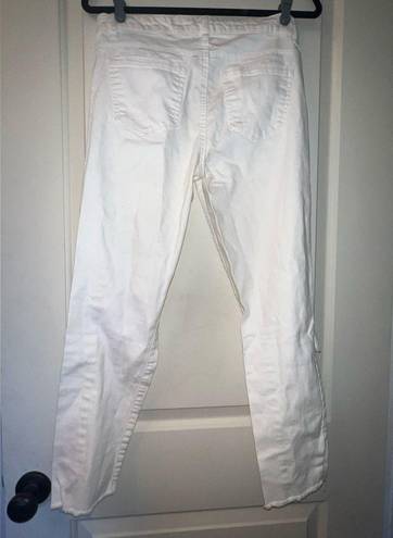 Tinseltown Women’s  White Denim Distressed Skinny Jeans Size 7 Like New!