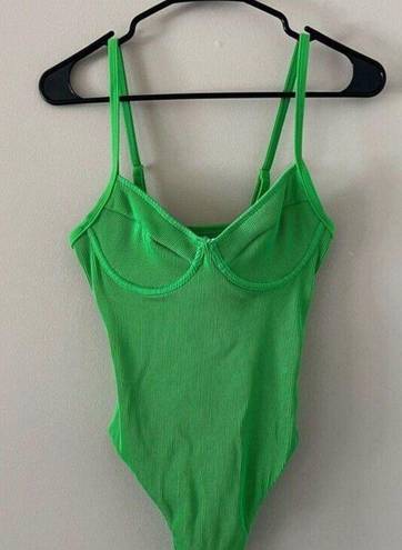 Kulani Kinis Ribbed Underwire One-Piece Swimsuit in Green Size Small Women’s