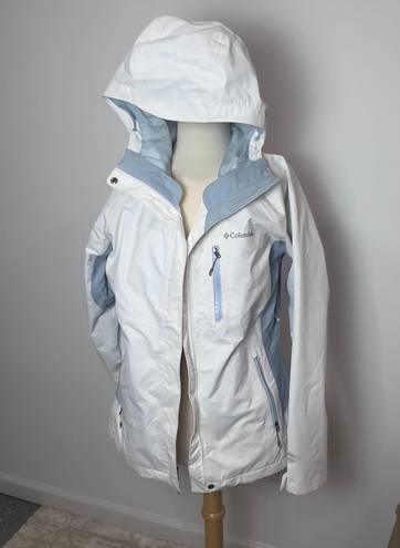 Columbia Women’s White and Blue  Insulated Jacket