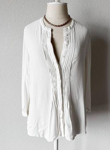 Black Swan Off White Pleated Button Down Shirt Blouse Top Size 6/S/M