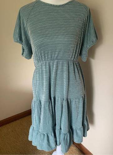 Caution to the Wind  Teal & White Stretchy, Cool and Comfortable Dress Size Large