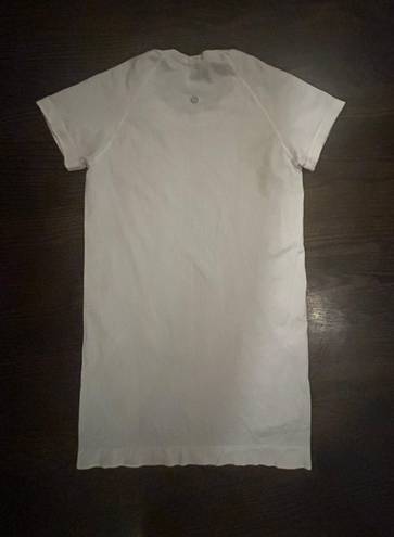 Lululemon Swiftly Tech Short Sleeve