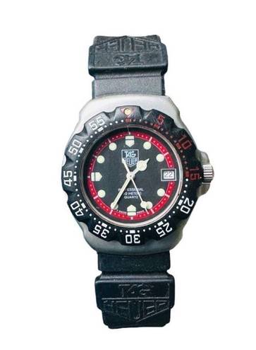 TAG HEUER PROFESSIONAL F1 Formula 1 Black Red 200m Men’s Unisex Midsize 33mm Swi