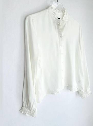 J.Crew  Drapey Ruffle Trim Ivory Viscose Blend Button Down Blouse Shirt Size M