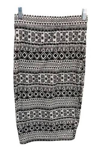 Iris  Tribal Print Black White Bodycon Pencil Skirt