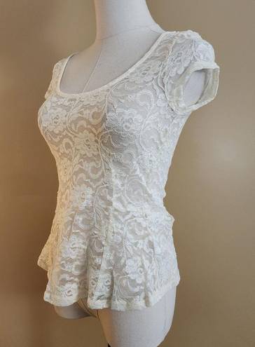 Kirra Ivory Floral Lace S/S Top, Women's S