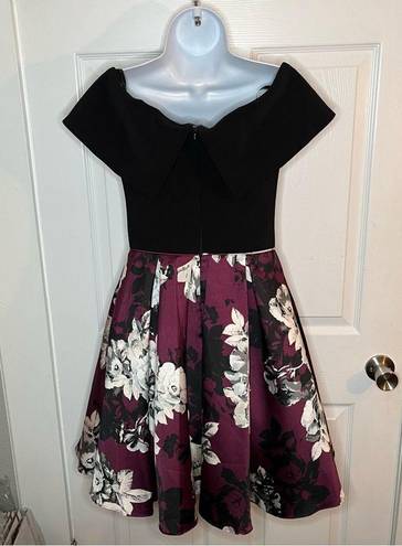 Betsy and Adam  Formal Dress Off the Shoulder Fit and Flare Black Burgundy 2