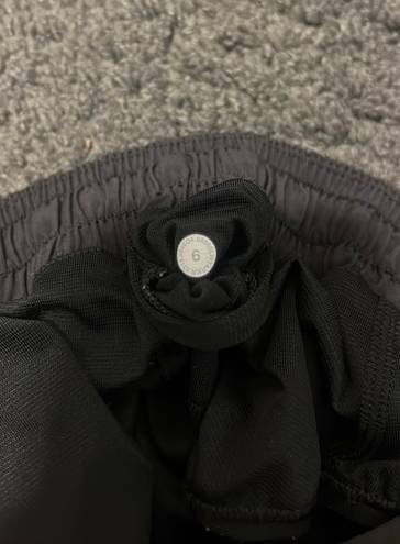 Lululemon Black Hotty Hot 2.5” Shorts