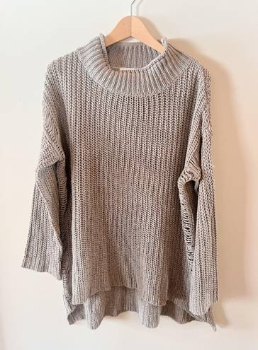 Umgee Distressed Sweater