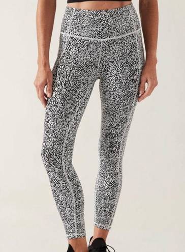 Athleta, Pants & Jumpsuits, Athleta Elation Capri Leggings