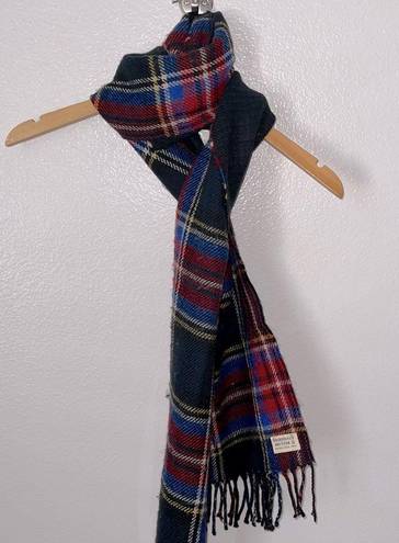 Abercrombie & Fitch  plaid scarf dark academia