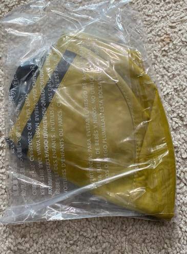 Baggu Crescent Fanny Pack Bag NWT - Sour