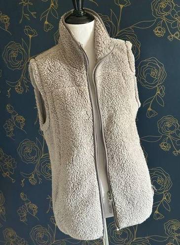 Free Country Small  Sherpa like Grey Vest with Pockets