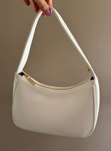 Amazon White Shoulder Bag