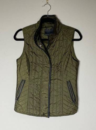 Banana Republic 312- Fall Green Quilted Vest