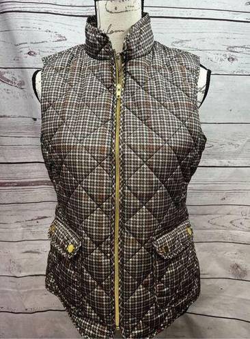 St. John’s Bay  small brown and red plaid zip up puffy vest (#1857)