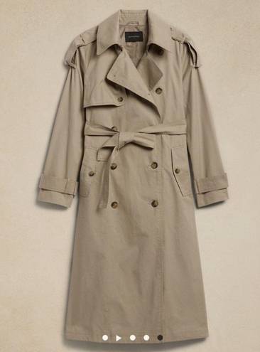 Banana Republic  | Classic Twill Trench Coat in light tan | womens small