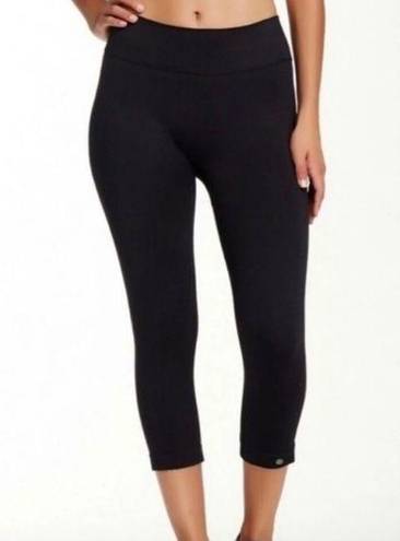 Brooks  Pure Project Small black athletic leggings