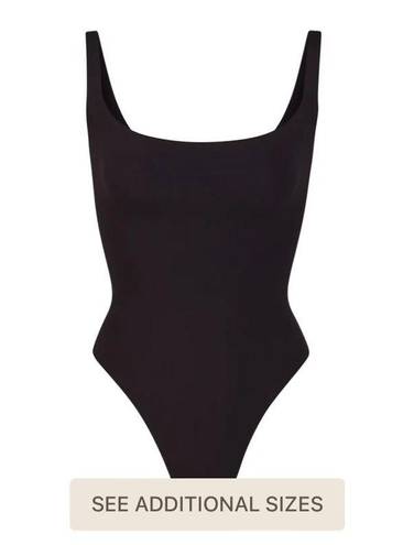 SKIMS Fits Everybody Square Neck Bodysuit