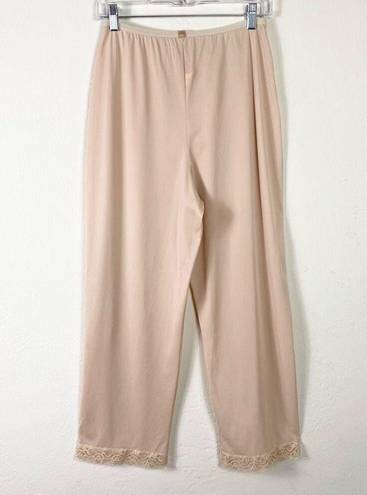 Vassarette Vintage  Beige Lace Hem Full Length Slip Pants Size 7/8