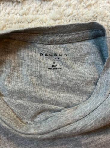 PacSun Cropped Baby Graphic Tee