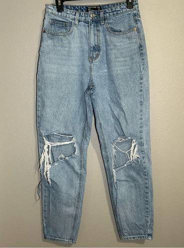 Pretty Little Thing  knee rip high rise distressed mom jeans women’s size small 6