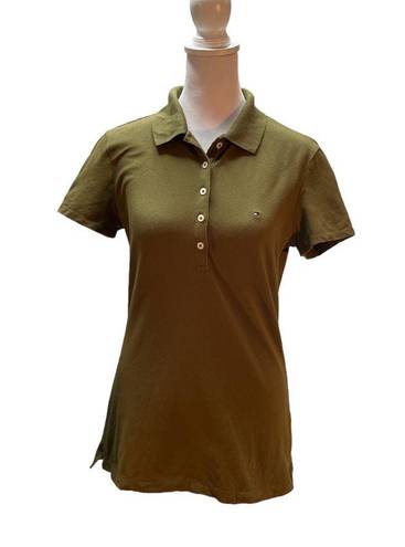 Tommy Hilfiger Olive Green Women’s Short Sleeve Polo Shirt Size Medium *flaw*