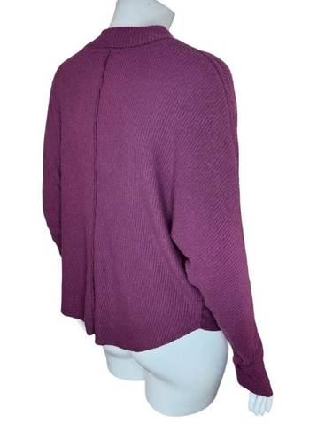 Treasure & Bond  Women's Medium Burgundy Stem Drop Shoulder Long Sleeve Sweater