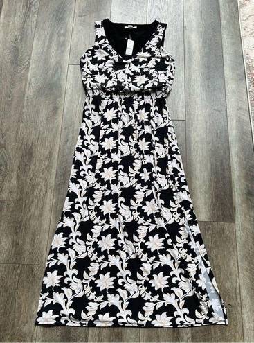 White House | Black Market  NWT Split Hem Floral Printed Maxi Dress Size Small