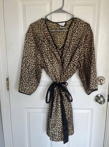 Secret Treasures  Robe