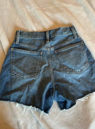 Madewell The Mom Jean Shorts