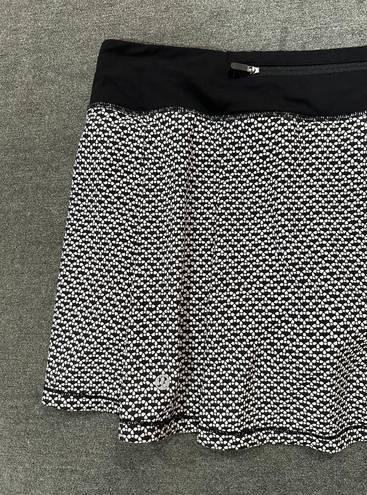 Lululemon  Pace Rival Black & White Print Tennis Skirt Size 10 EUC