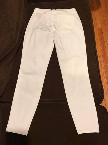 Talbots  White Jeans Flattering 5 Pockets Size 2P