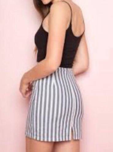 Brandy Melville White And Blue Striped Skirt