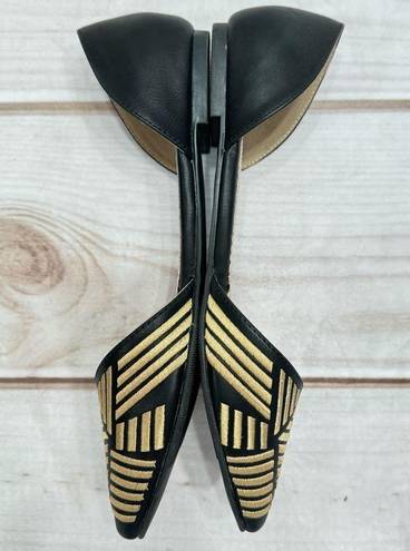 Modcloth NEW  Restricted “Amazing” Black & Gold Stitched Toe Flats Size 8.5