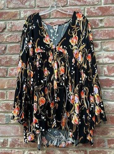 Free People  Bella Floral Print Tunic Size Medium Bohemian Festival Boho