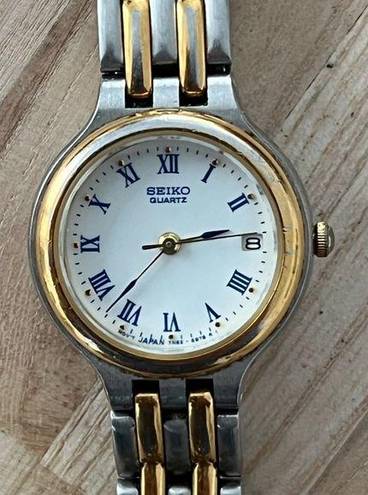 Seiko  Ladies Watch Vintage Round White Dial Two Tone Bracelet Date Window