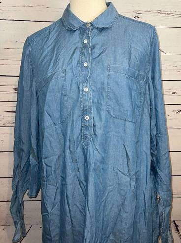 Tommy Hilfiger  Denim Shirt Dress size Large Chambray Button Front Striped Back